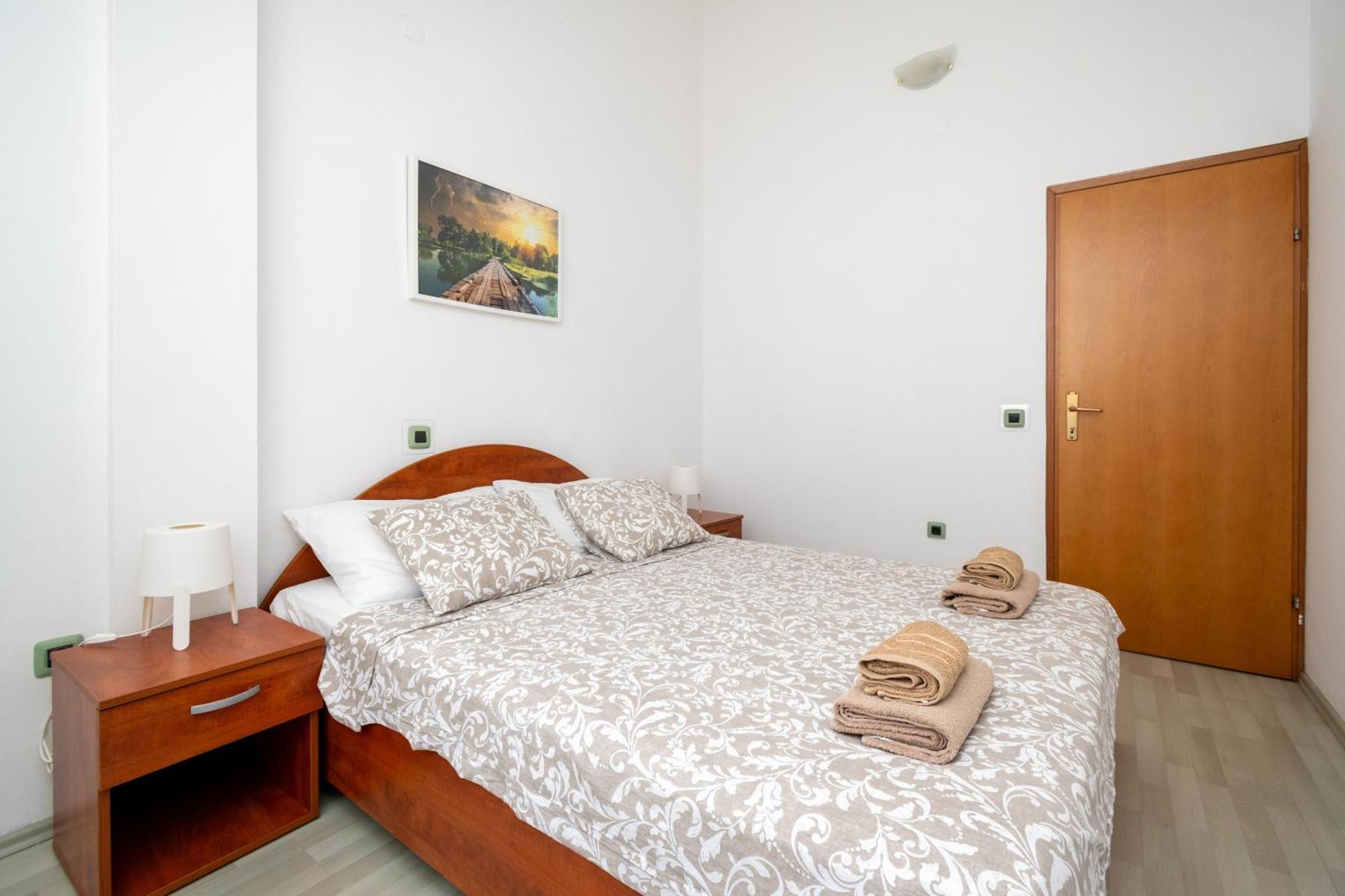 Apartments With A Parking Space Mandre, Pag - 16836 Номер фото